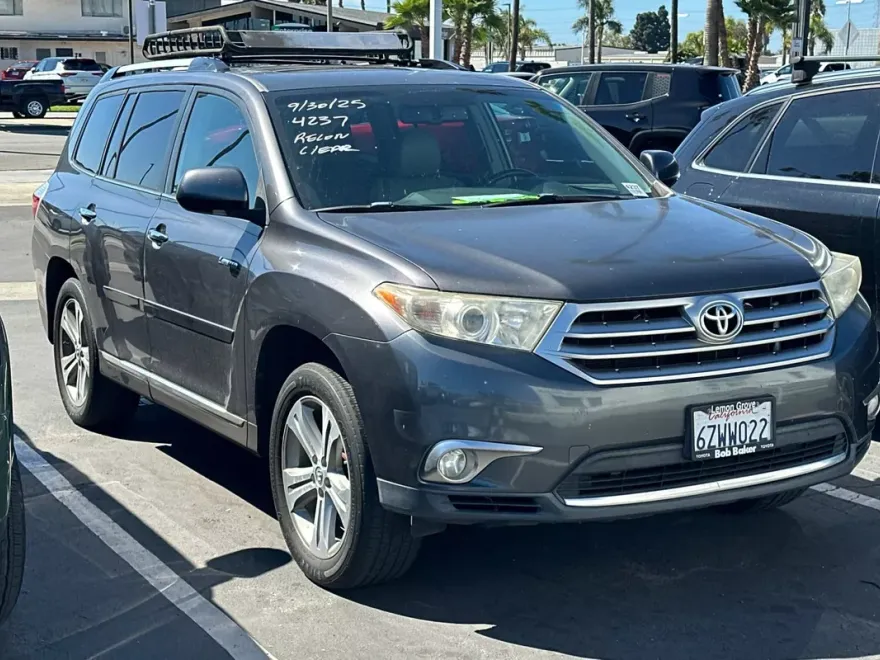 2013 Toyota Highlander Limited photo 1