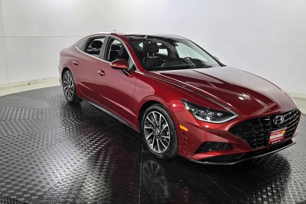 2023 Hyundai Sonata Limited photo 1
