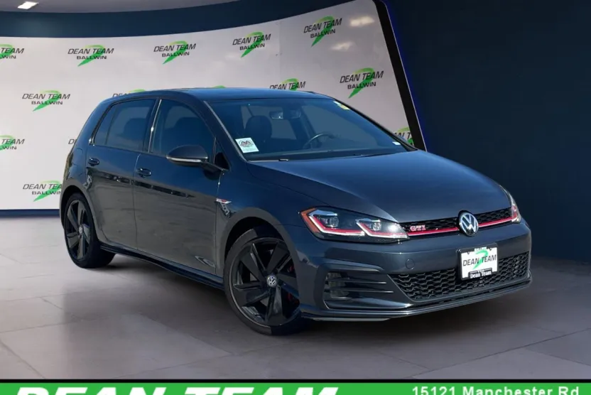 2020 Volkswagen Golf GTI Base photo 1