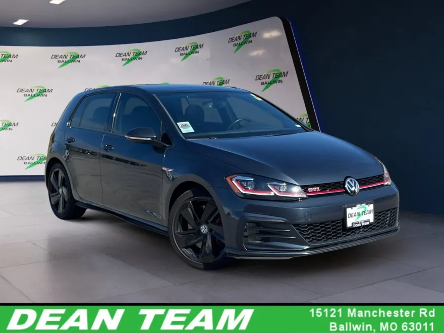 2020 Volkswagen Golf GTI Base photo 1