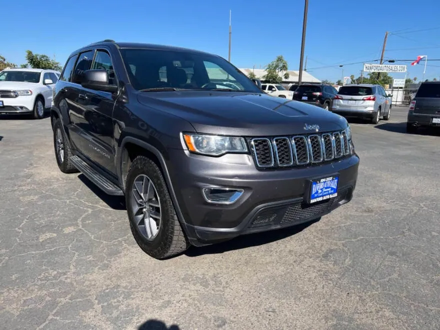 2018 Jeep Grand Cherokee Laredo photo 1