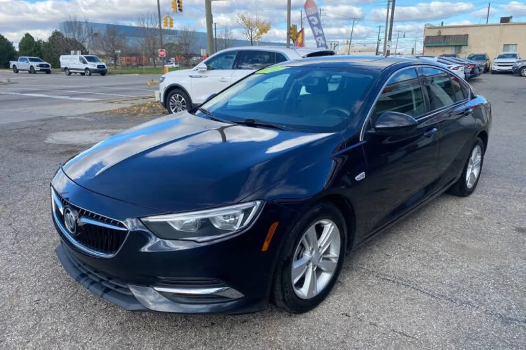 2018 Buick Regal Preferred photo 1
