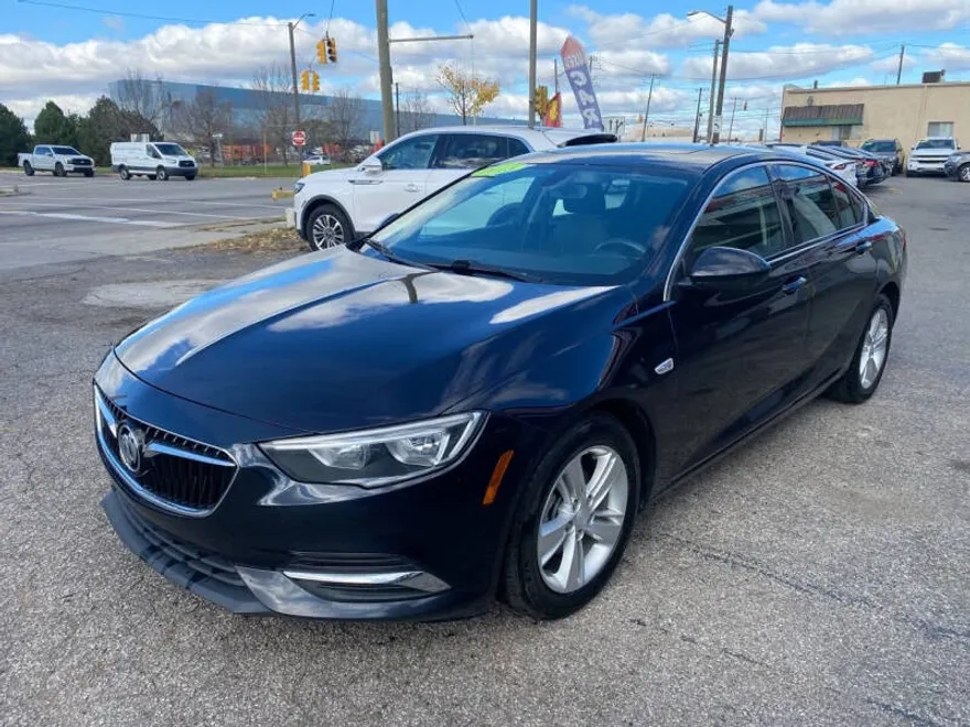 2018 Buick Regal Preferred photo 1