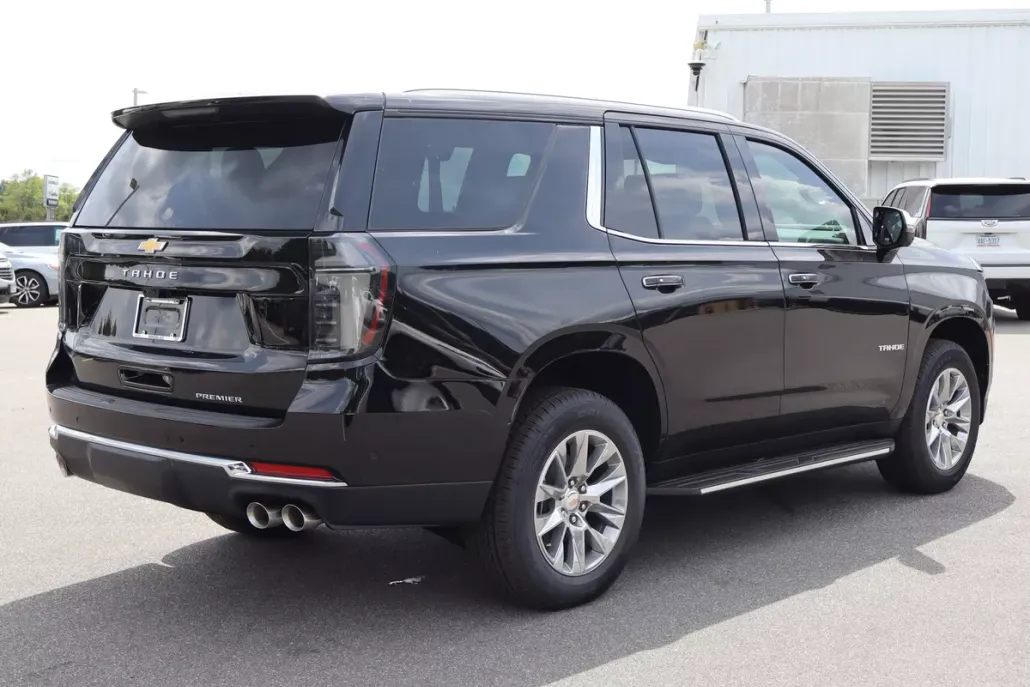 2025 Chevrolet Tahoe Premier photo 1
