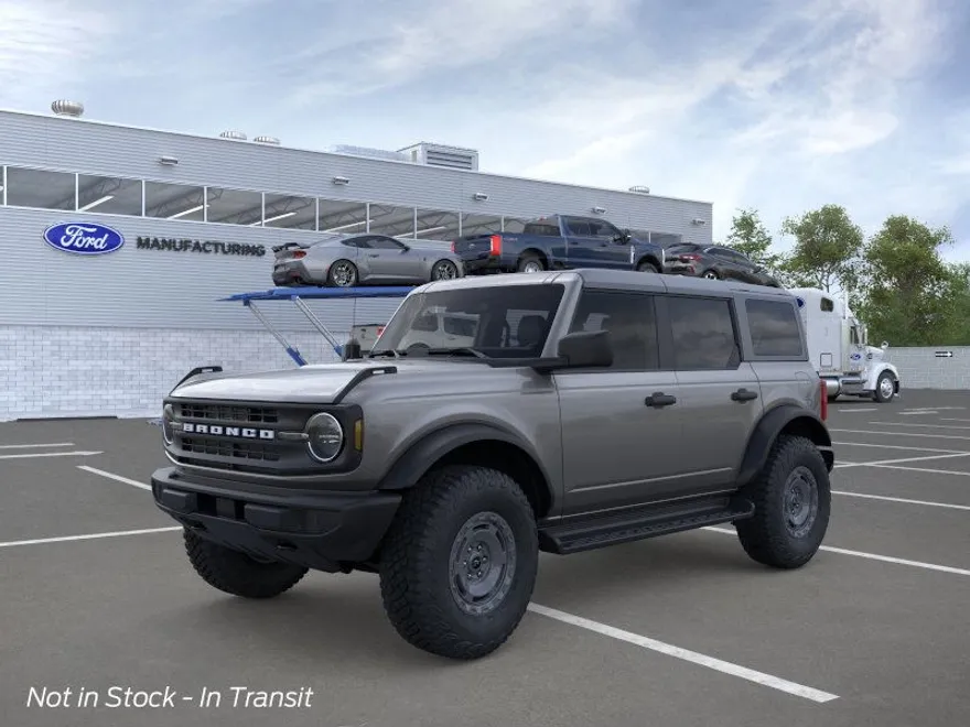 2025 Ford Bronco Base photo 1