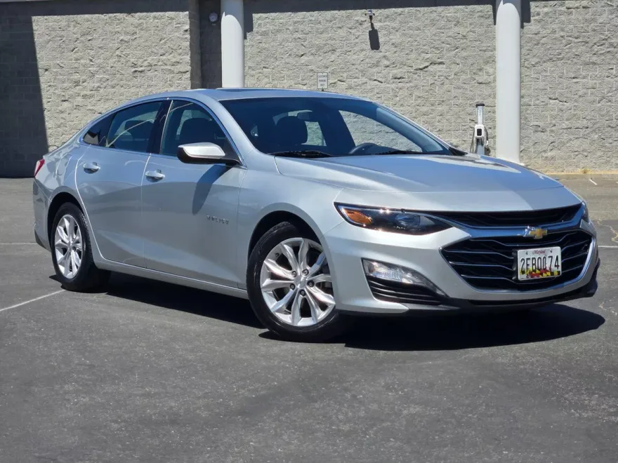 2022 Chevrolet Malibu 1LT photo 1