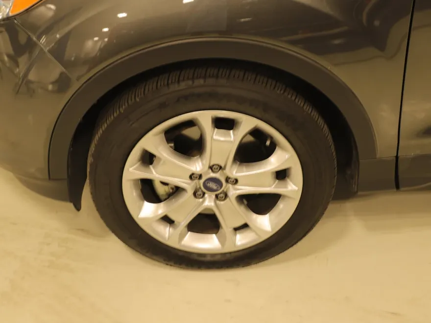2016 Ford Escape Titanium photo 1