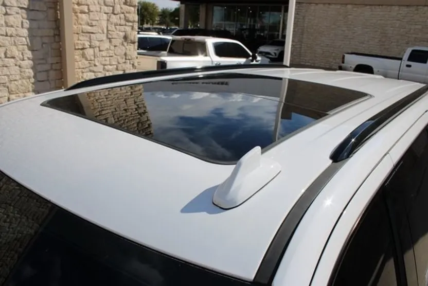 2023 Chevrolet Tahoe Z71 photo 1