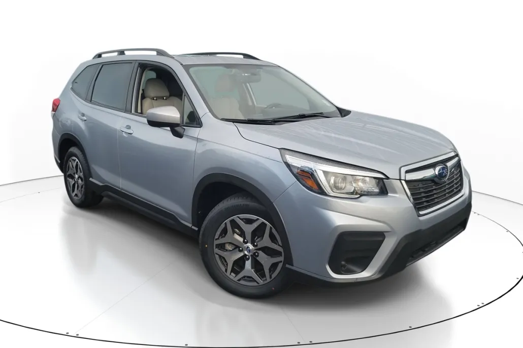 2020 Subaru Forester Premium photo 1