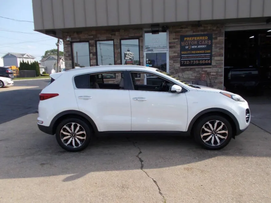 2018 Kia Sportage EX photo 1