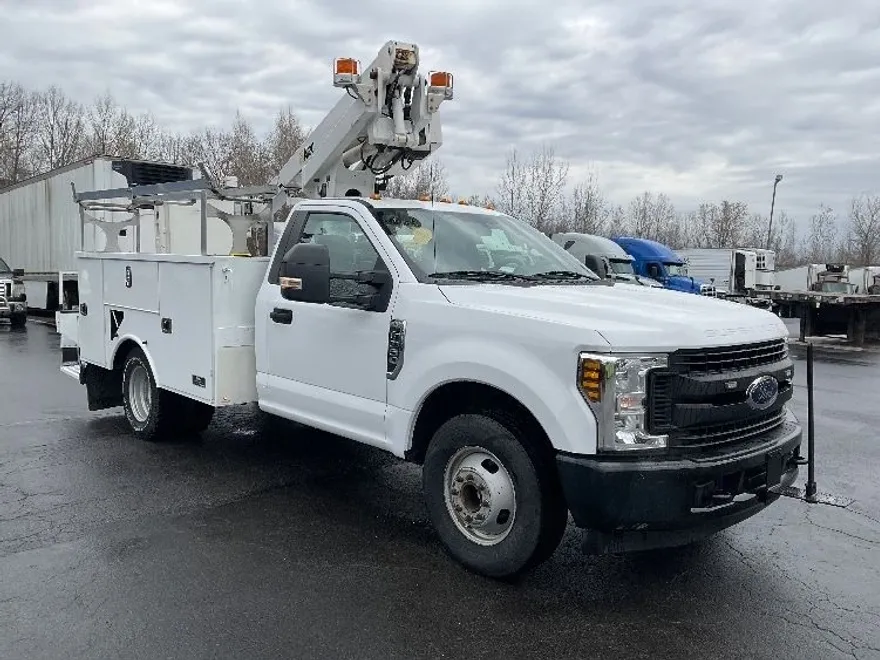 2019 Ford F-350 photo 1