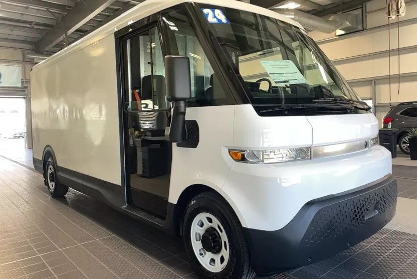 2024 Brightdrop Zevo 600 photo 1