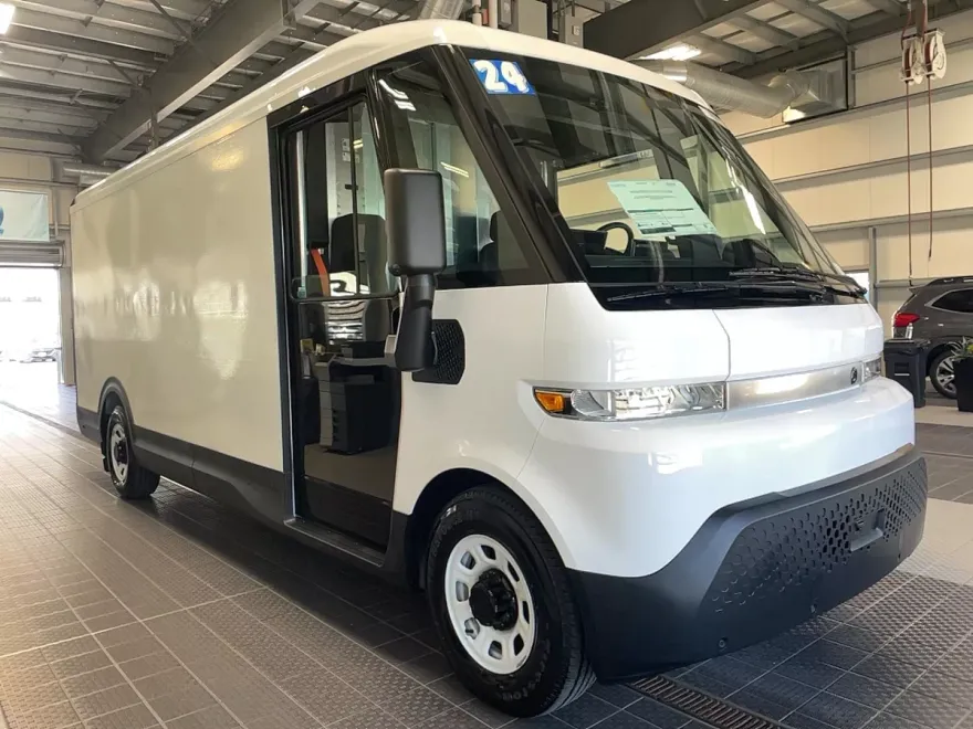 2024 Brightdrop Zevo 600 photo 1