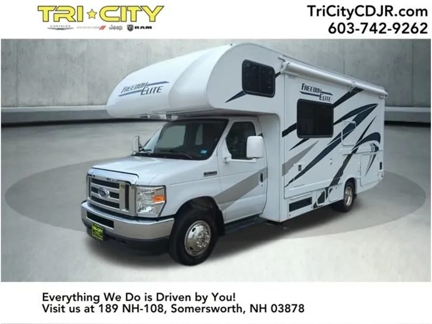 2023 Ford E-450 photo 1