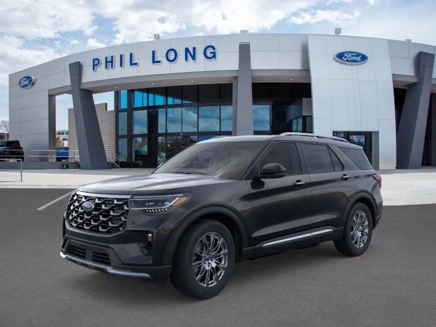 2025 Ford Explorer Platinum photo 1