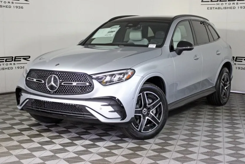 2026 Mercedes Benz GLC 300 4MATIC photo 1