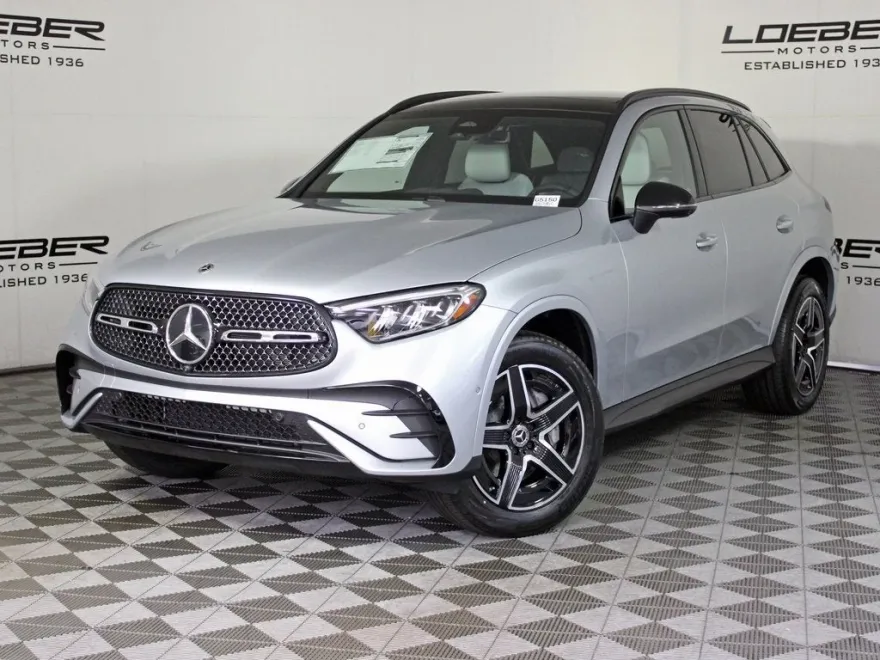 2026 Mercedes Benz GLC 300 4MATIC photo 1