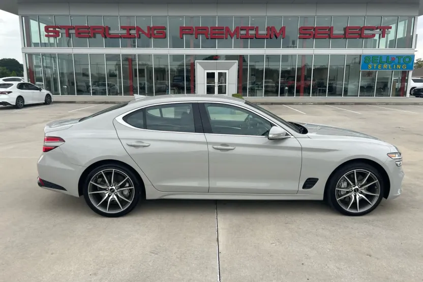 2025 Genesis G70 2.5T photo 1