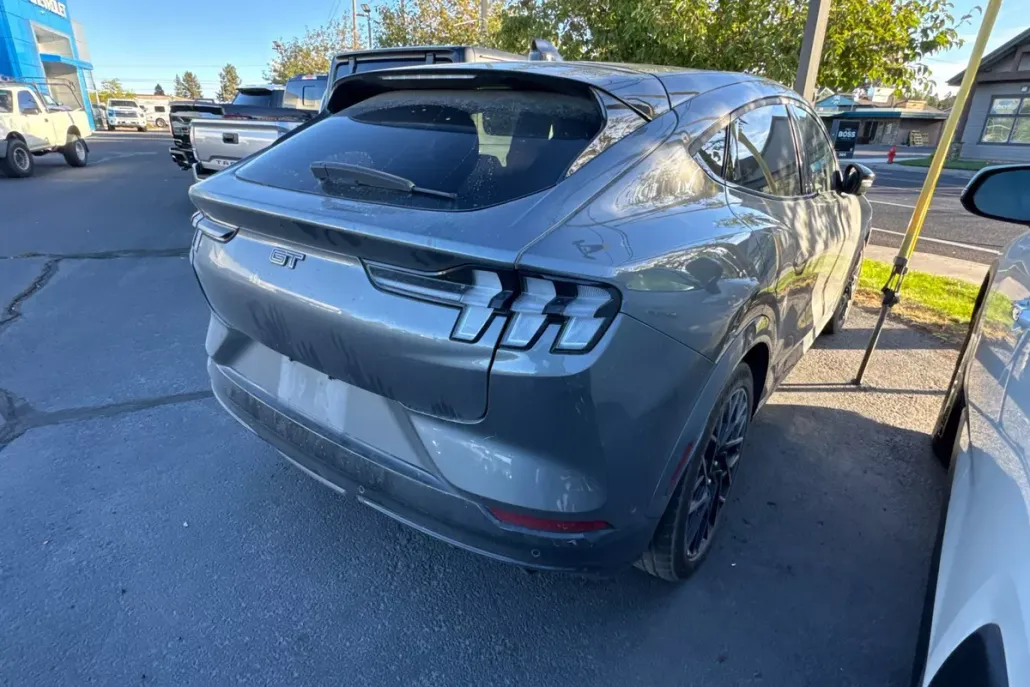 2023 Ford Mustang Mach-E GT photo 1