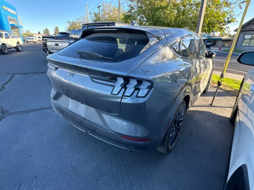 2023 Ford Mustang Mach-E GT photo 1
