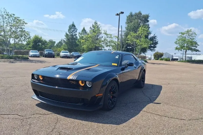 2023 Dodge Challenger R/T Scat Pack Widebody photo 1