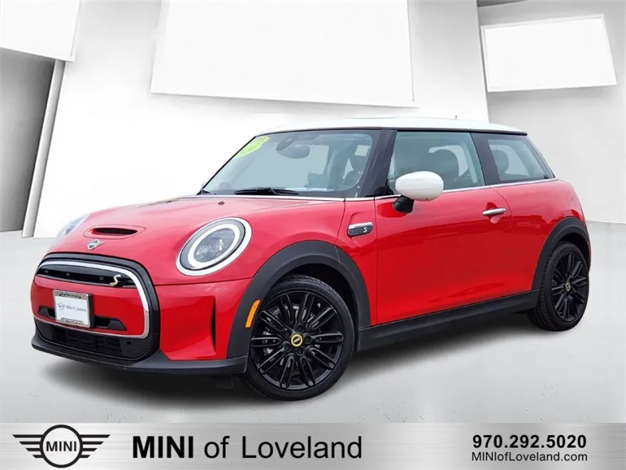 2024 Mini Cooper 2 Door Hardtop SE photo 1