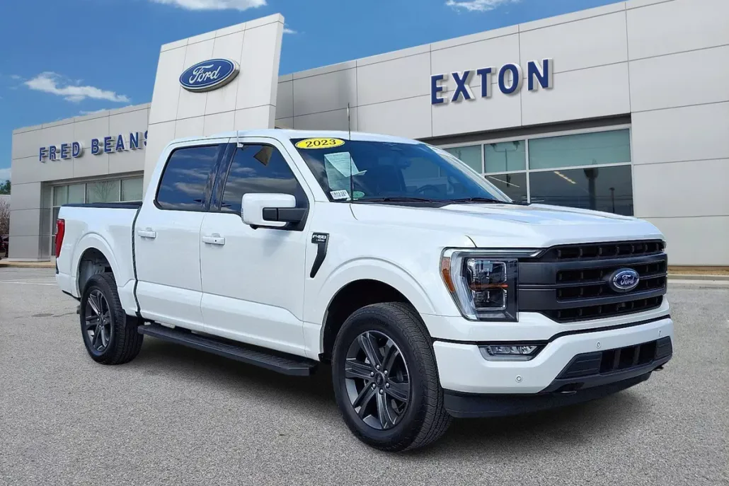2023 Ford F-150 Lariat photo 1