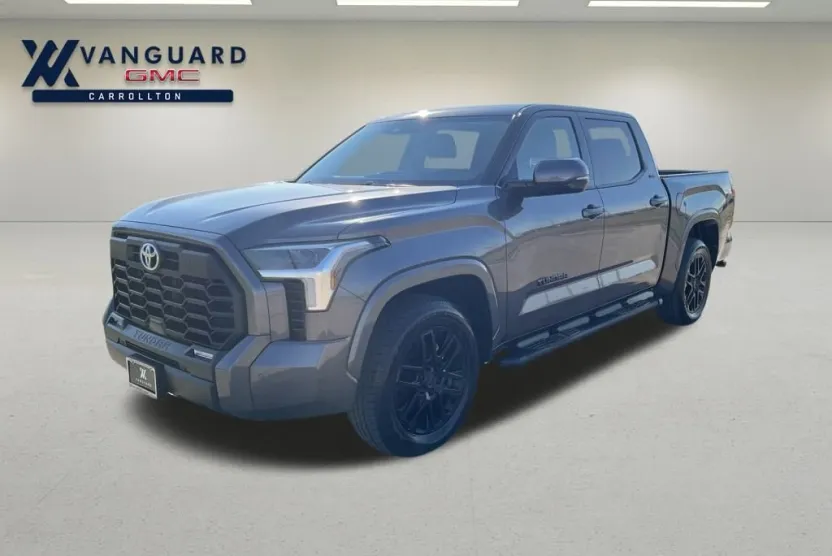 2022 Toyota Tundra SR5 photo 1