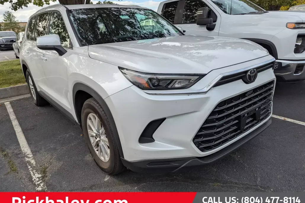 2025 Toyota Grand Highlander XLE photo 1