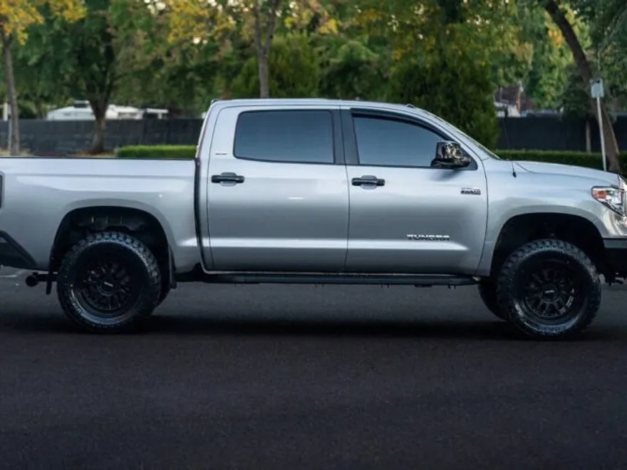 2016 Toyota Tundra SR5 TRD Pro photo 1