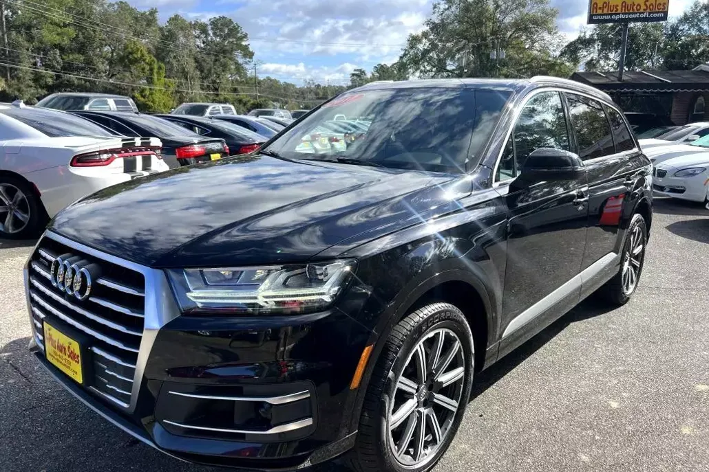 2017 Audi Q7 3.0 Premium Plus photo 1