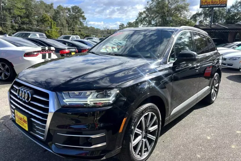 2017 Audi Q7 3.0 Premium Plus photo 1