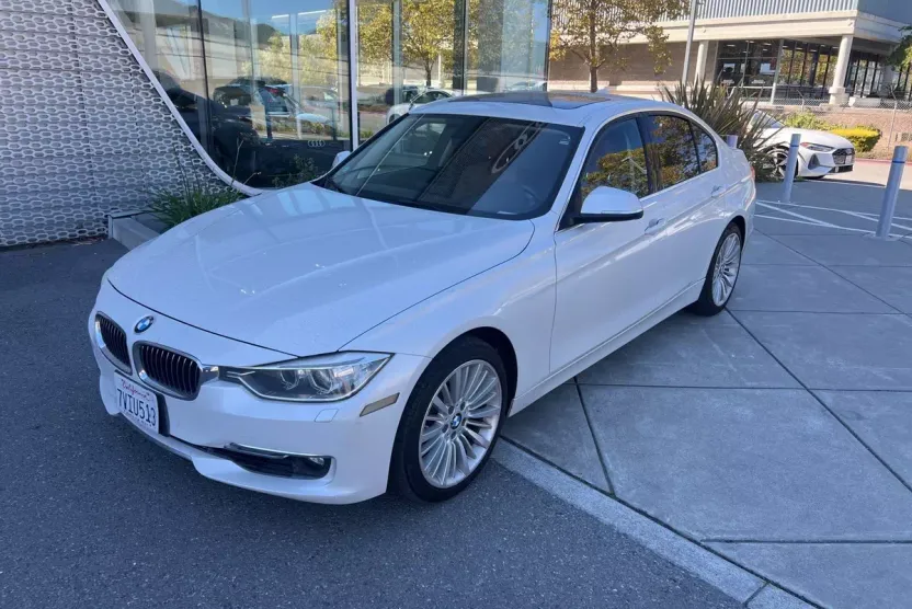 2012 Bmw 328i 3-series photo 1