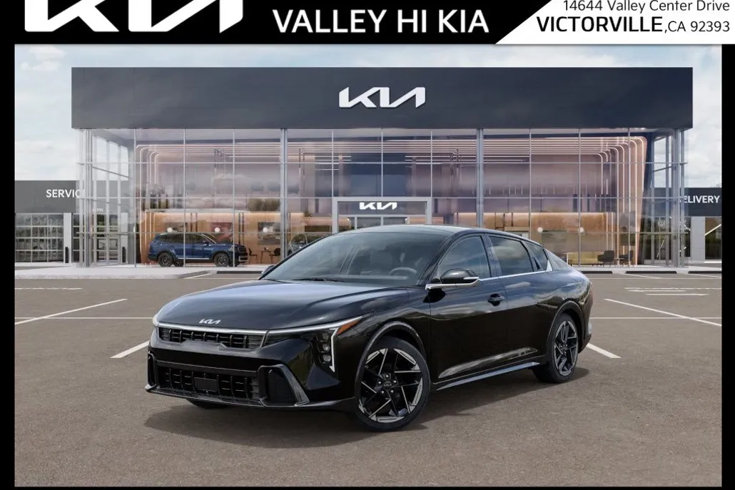 2025 Kia K4 GT-Line photo 1