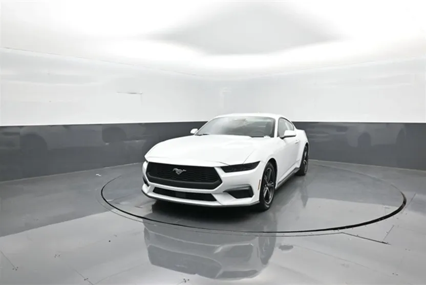 2025 Ford Mustang EcoBoost photo 1