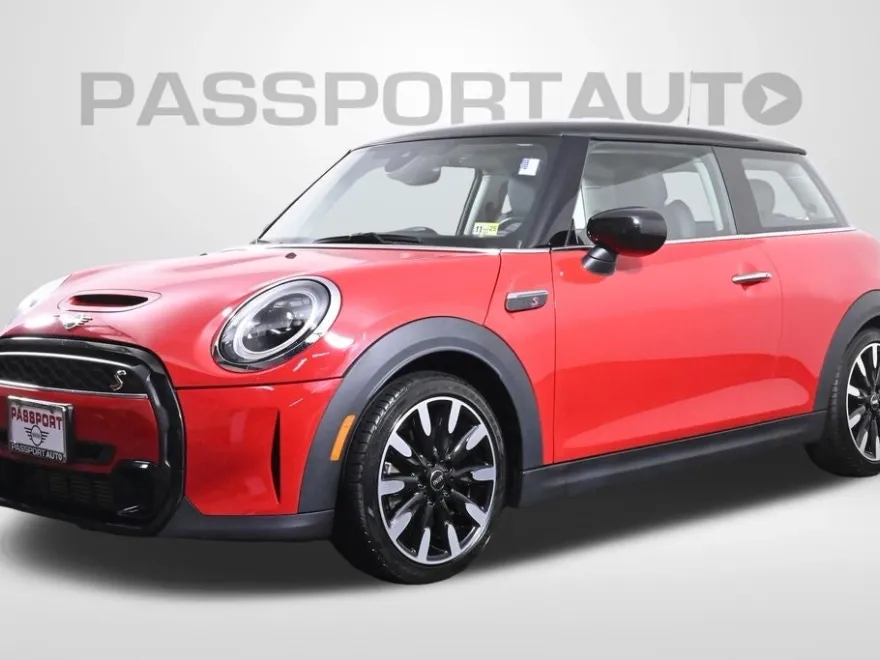2023 Mini Cooper 2 Door Hardtop S photo 1