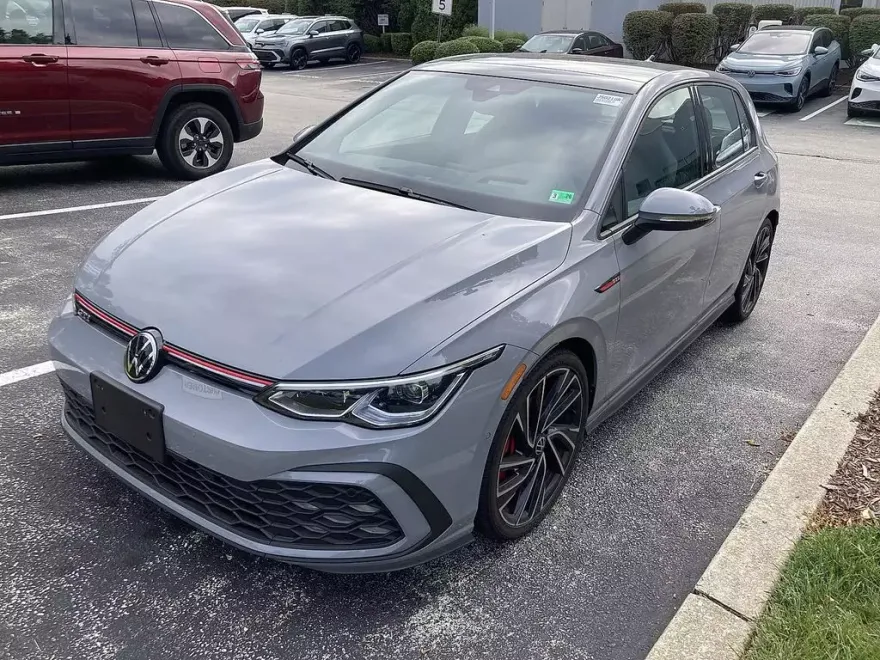 2024 Volkswagen Golf GTI Autobahn photo 1