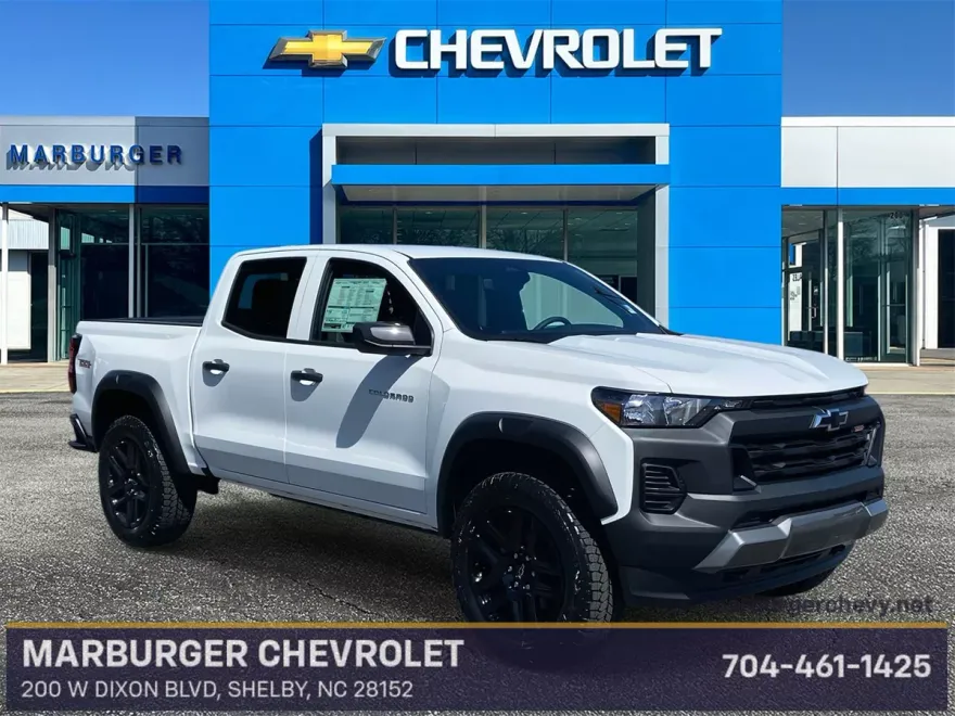 2025 Chevrolet Colorado Trail Boss photo 1