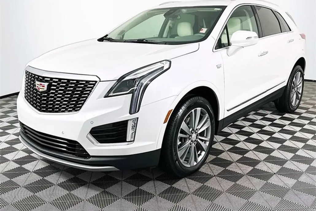 2024 Cadillac XT5 Premium Luxury photo 1