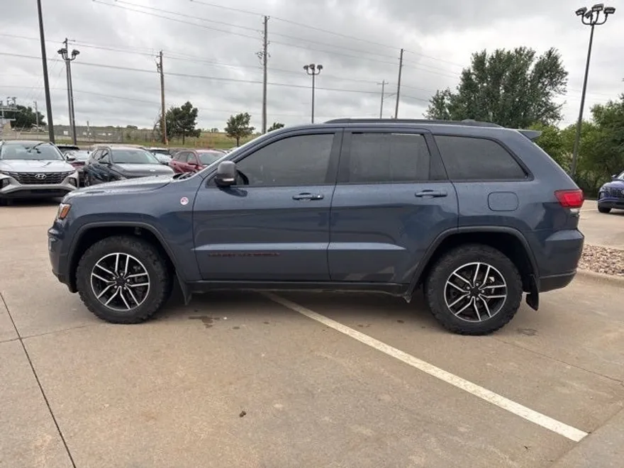 2020 Jeep Grand Cherokee Trailhawk photo 1