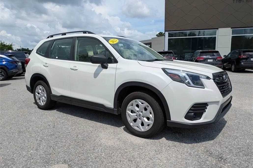 2022 Subaru Forester Base photo 1