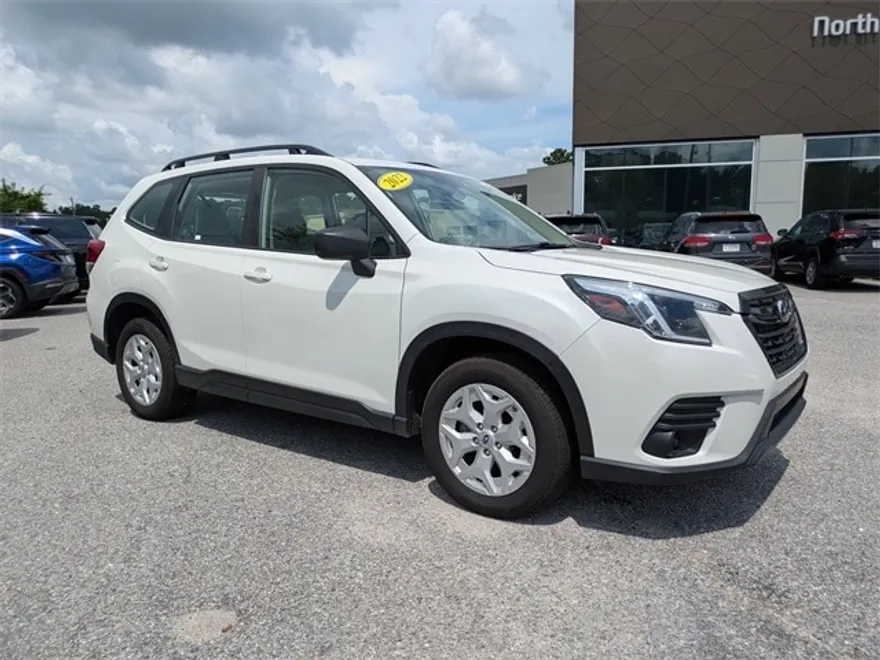 2022 Subaru Forester Base photo 1