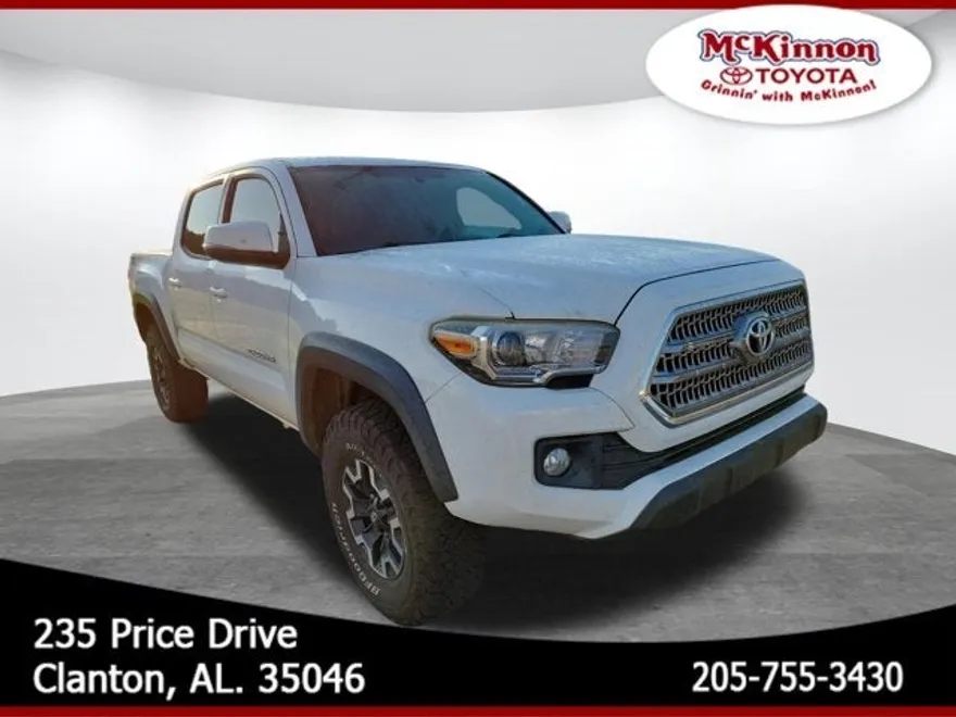 2017 Toyota Tacoma TRD photo 1