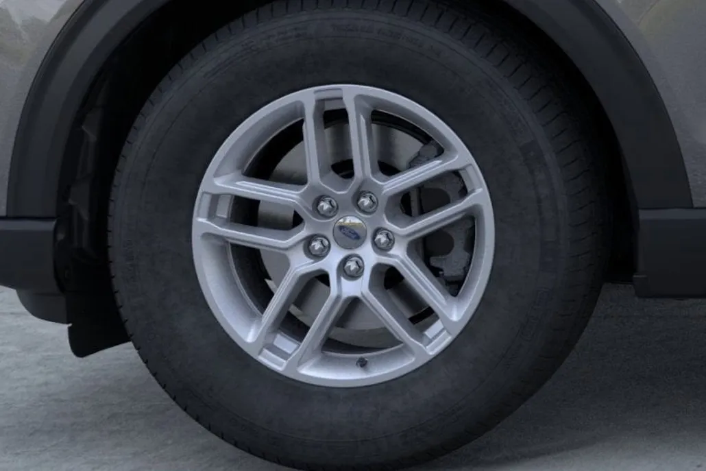 2025 Ford Explorer photo 1
