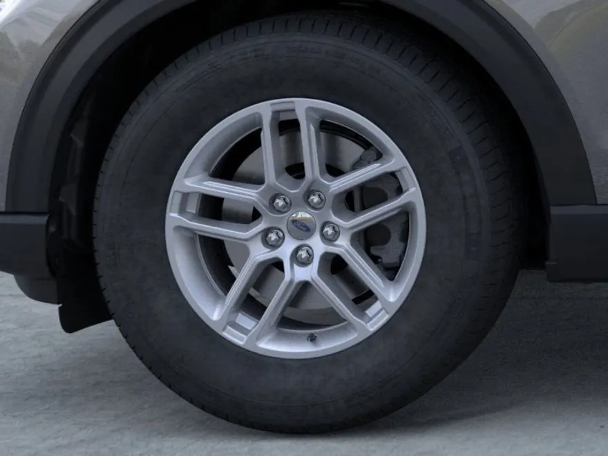 2025 Ford Explorer photo 1