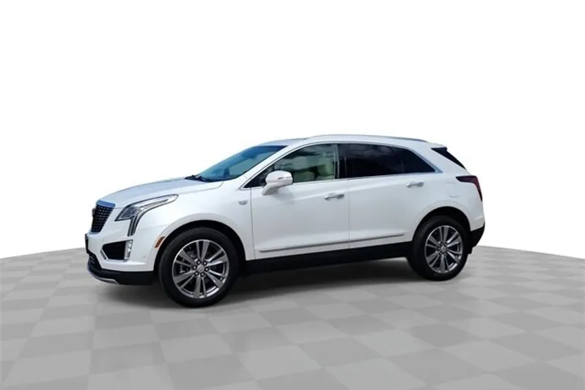 2021 Cadillac XT5 Premium Luxury photo 1
