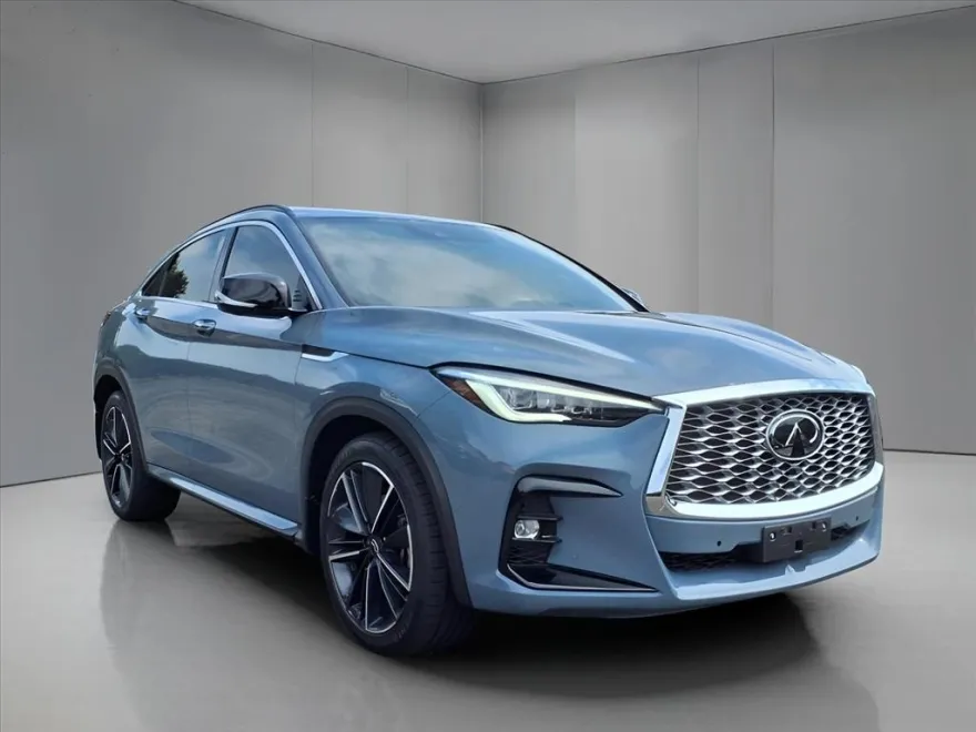 2022 Infiniti QX55 Essential photo 1
