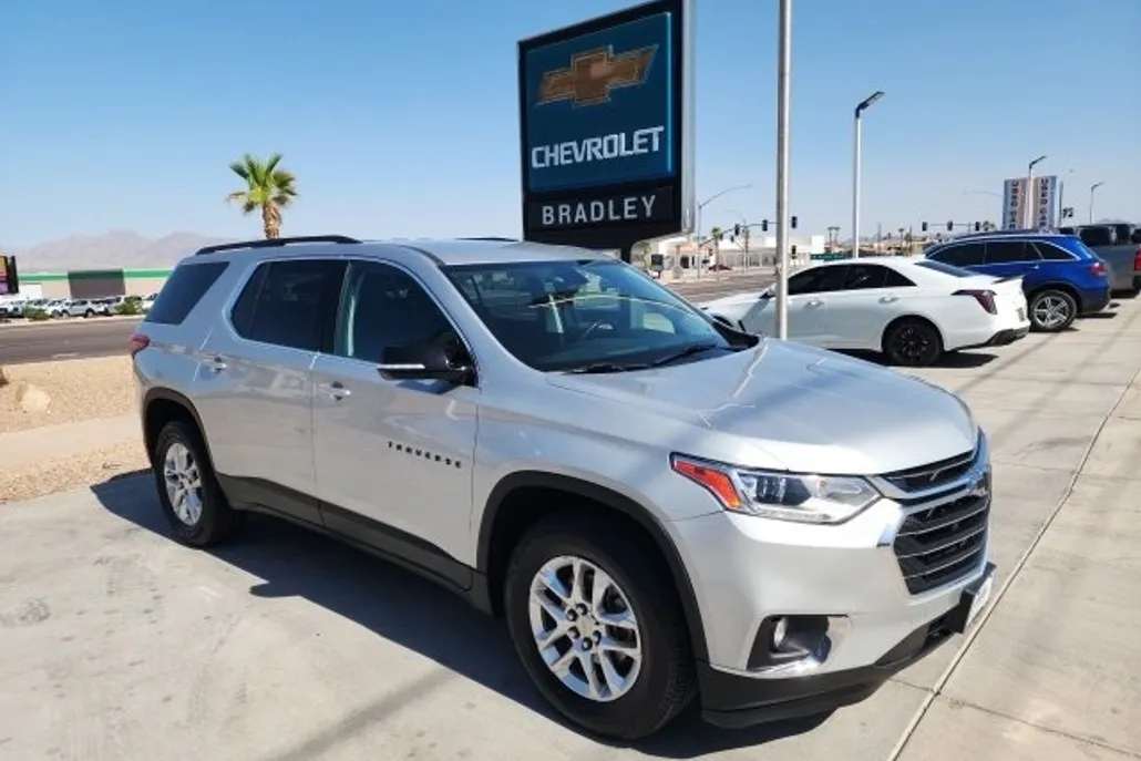 2020 Chevrolet Traverse Cloth photo 1
