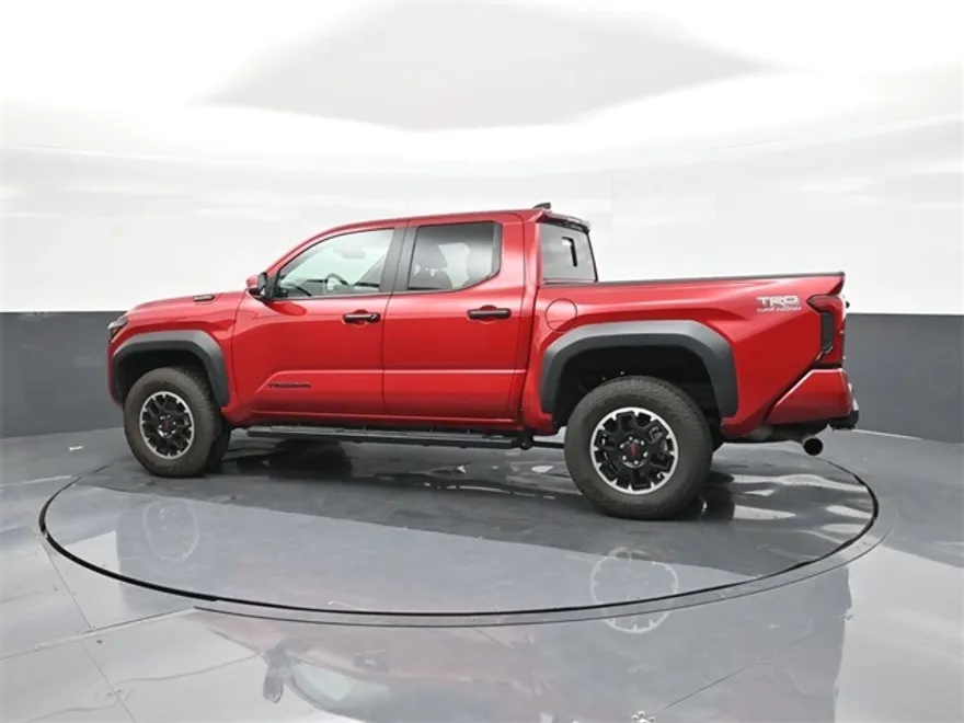 2025 Toyota Tacoma TRD photo 1