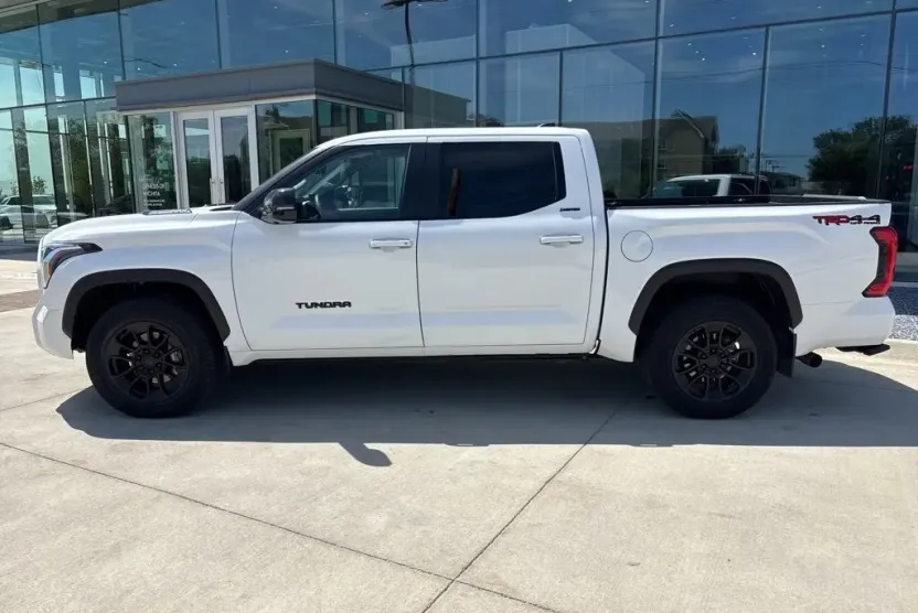 2024 Toyota Tundra Limited photo 1